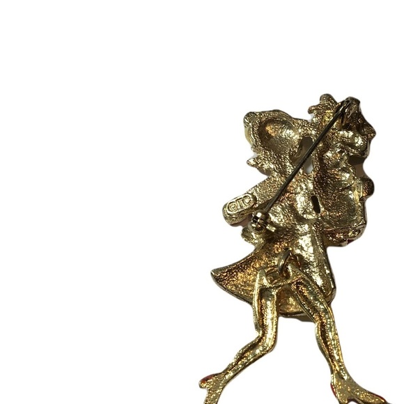 OTC Vintage Brooch pin Lady with packages & movable legs holding gifts - Picture 9 of 9